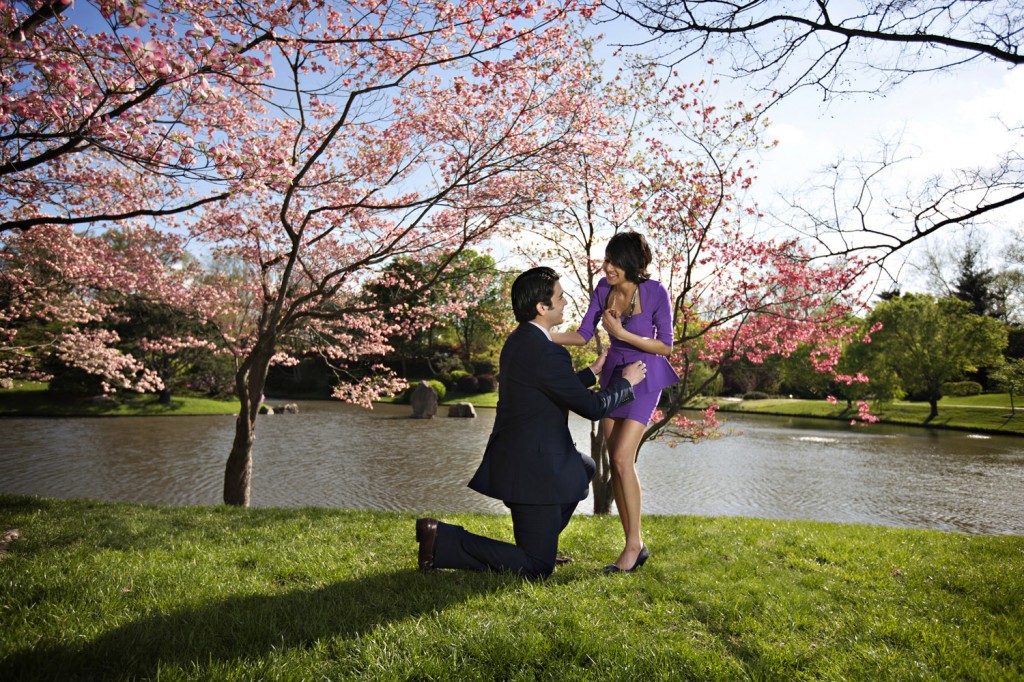 guy proposing to a girl